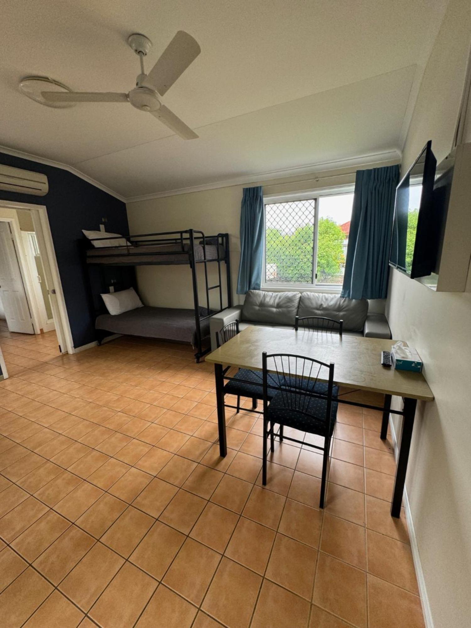 Mareeba Motor Inn Eksteriør bilde