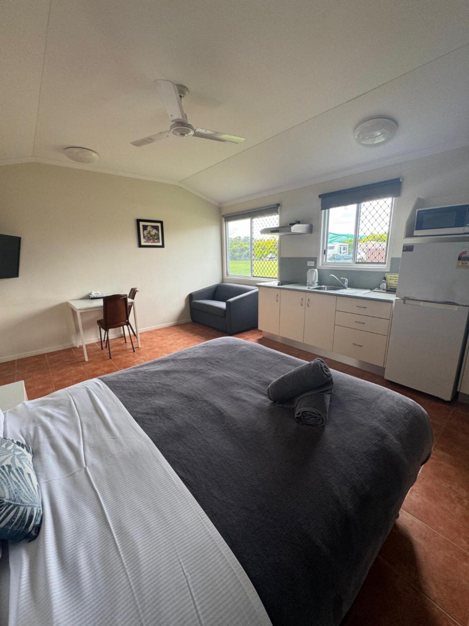 Mareeba Motor Inn Eksteriør bilde